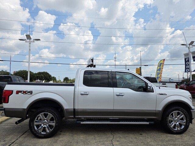 Used 2019  Ford LARIAT image 6