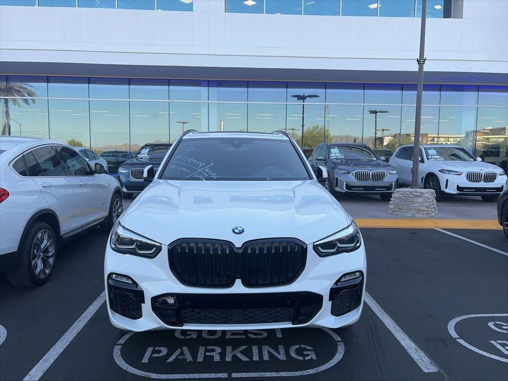 Used 2021 Alpine White BMW sDrive40i image 7