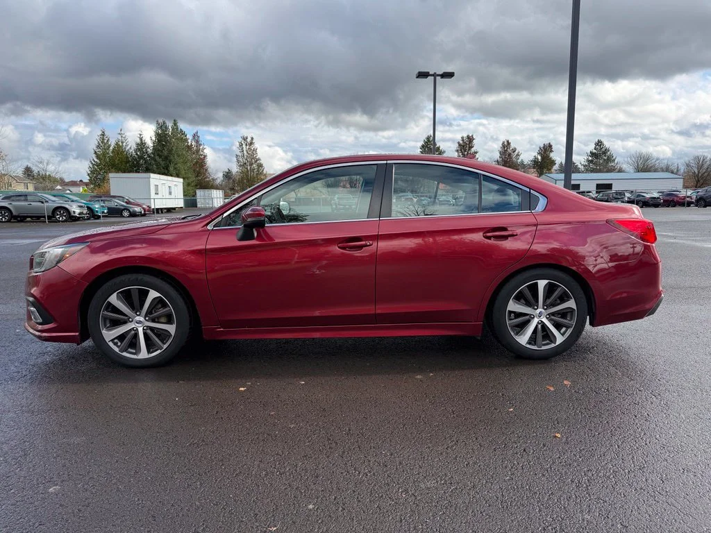 Used 2019 Crimson Red Pearl Subaru 2.5i image 4