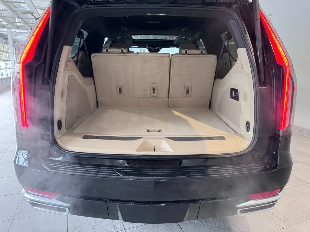 Certified Used 2023 Black Raven Cadillac Premium Luxury image 7