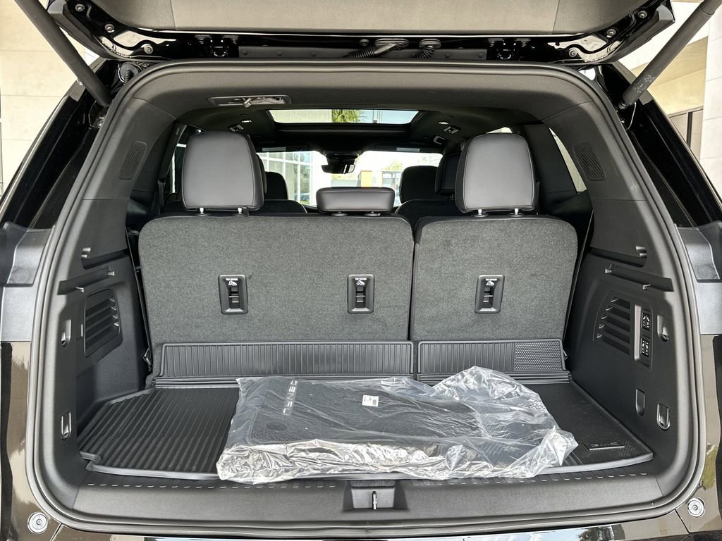 2026 GMC Acadia Denali - Photo 33
