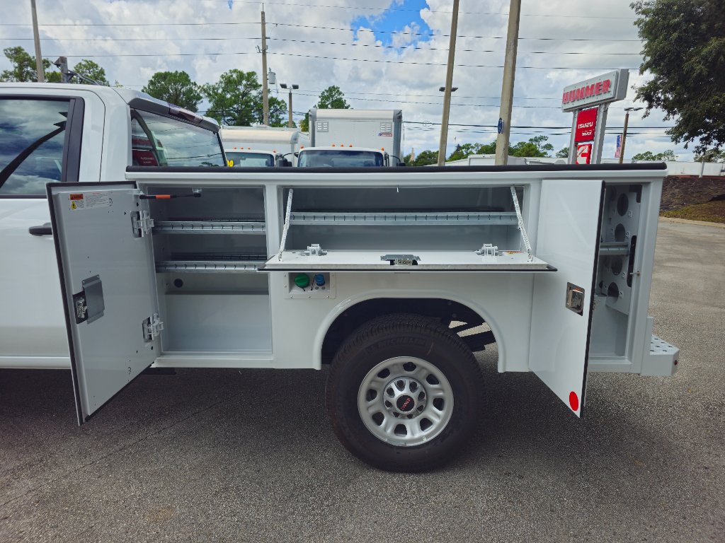 2026 GMC Sierra 3500HD Pro - Photo 18
