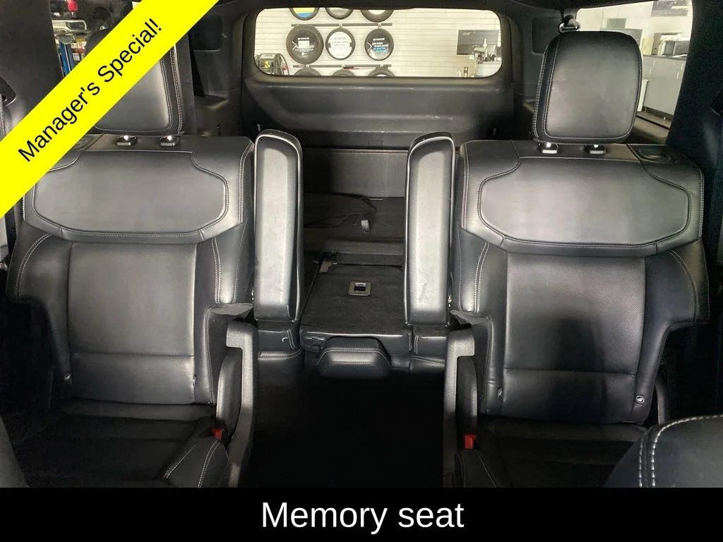 Used 2025 Black Ford Platinum image 14