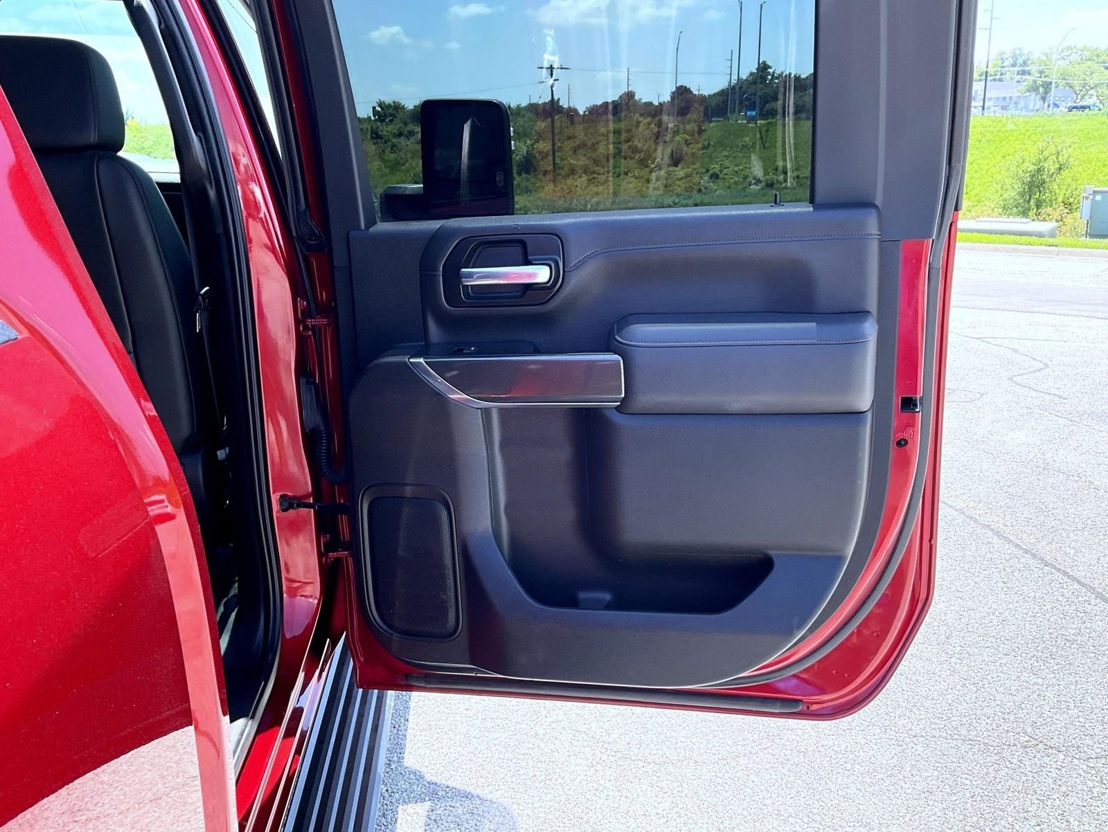 Used 2021 Red GMC AT4 image 17