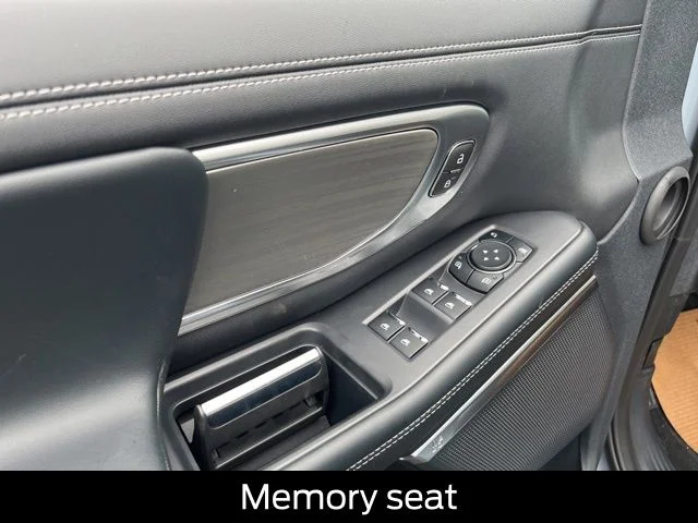 New 2026 Glacier Gray Metallic Tri-Coat Ford Platinum® image 13