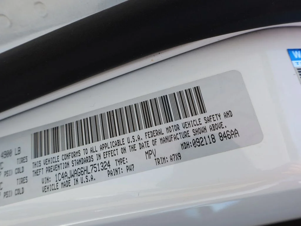 Used 2017 White Jeep Sport image 32