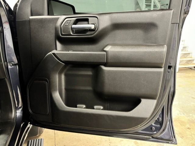 Used 2023 Gray Chevrolet Custom image 23