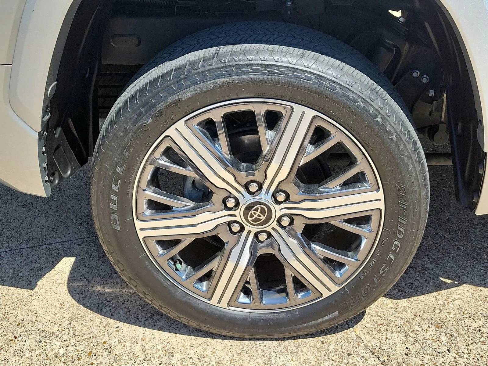 2023 Toyota Tundra Capstone - Photo 33