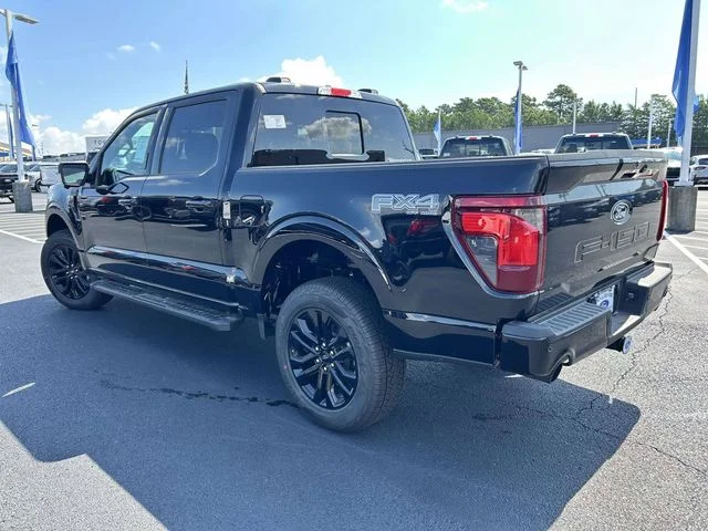 New 2026 Agate Black Metallic Ford XLT image 4