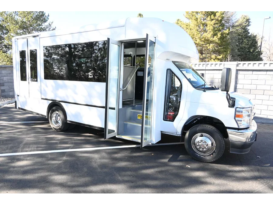 2026 Ford E-Series Cutaway Base - Photo 15