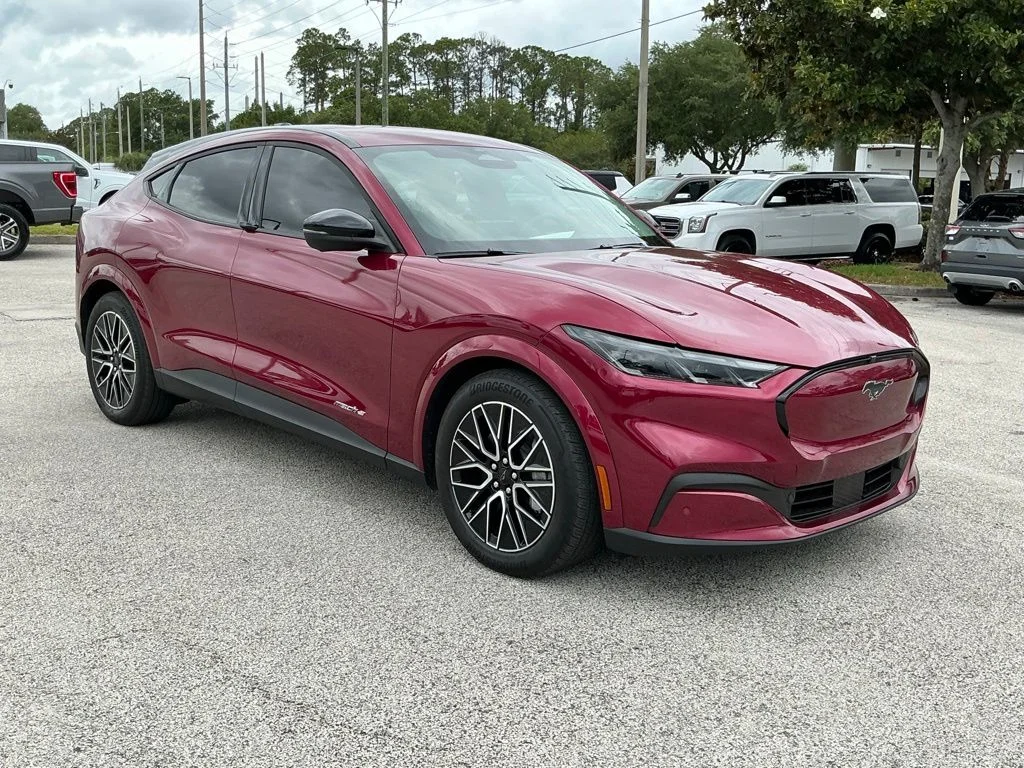 Used 2025 Red Ford Premium image 22