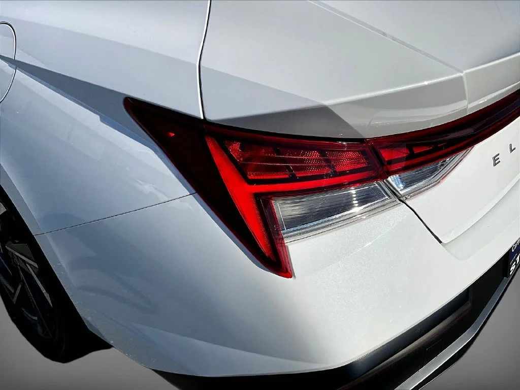 Used 2026 White Hyundai Limited image 23