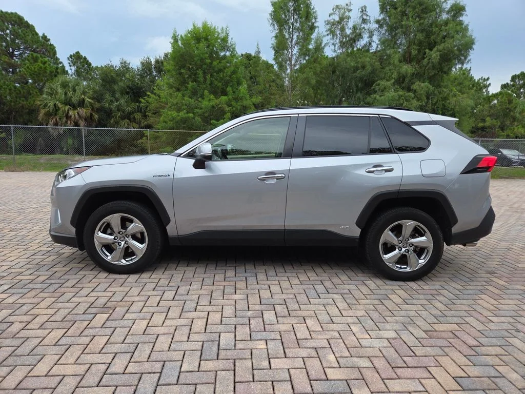 Certified Used 2020 Silver Toyota Limited image 8