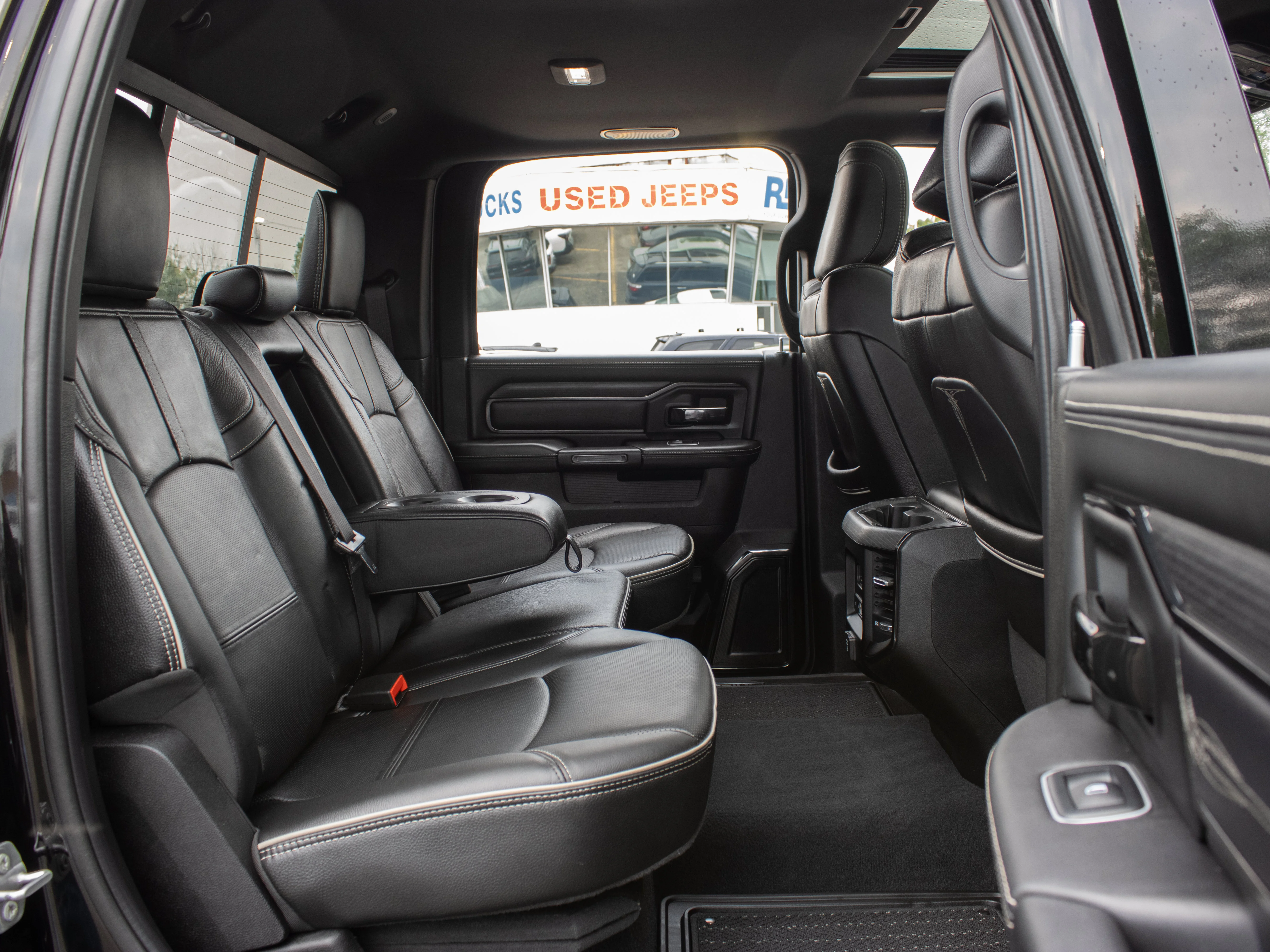 Used 2023 Black RAM Limited*Dually | 6.7L Cummins HO | 4.10 Rear Axle | 5th Wheel & Gooseneck Prep | image 20