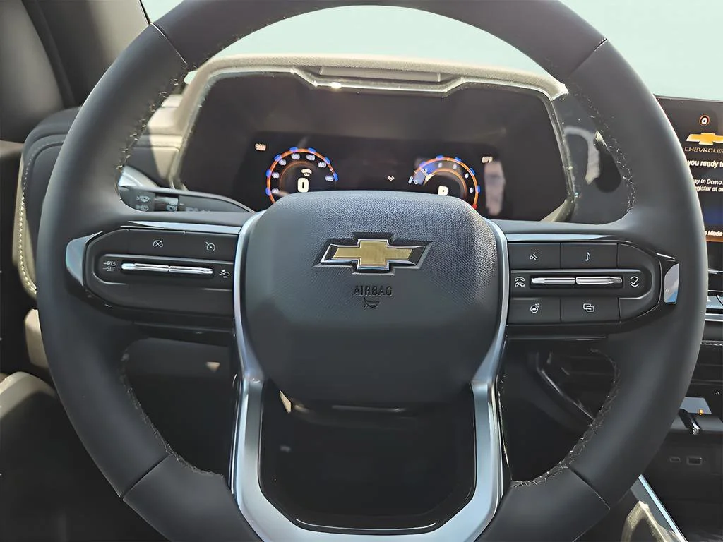 2026 Chevrolet Colorado LT - Photo 16