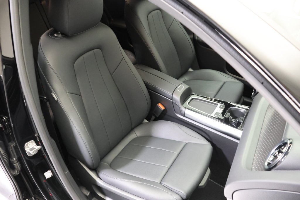 New 2026 Night Black Mercedes-Benz GLA 250 image 49