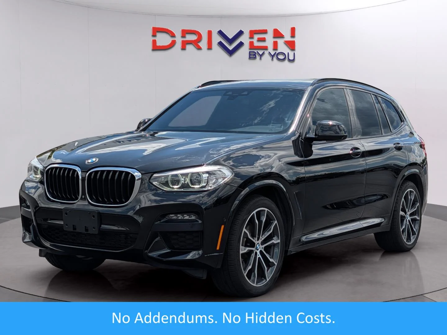 Used 2020 Black Sapphire Metallic BMW sDrive30i image 1