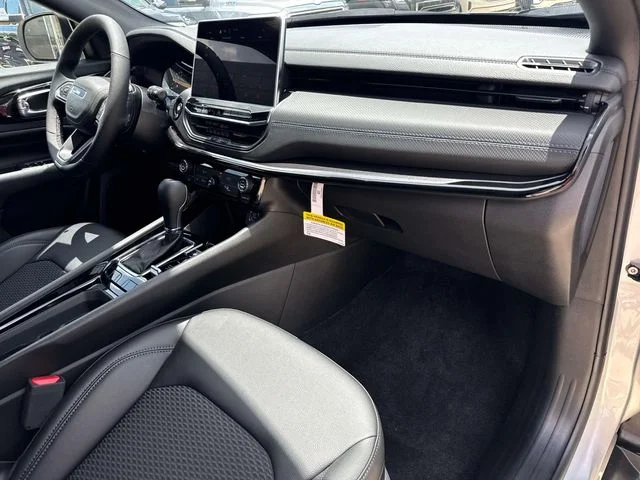 New 2026 Silver Jeep Latitude image 14
