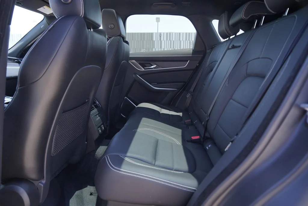 2026 Jaguar F-Pace R-Dynamic S - Photo 31
