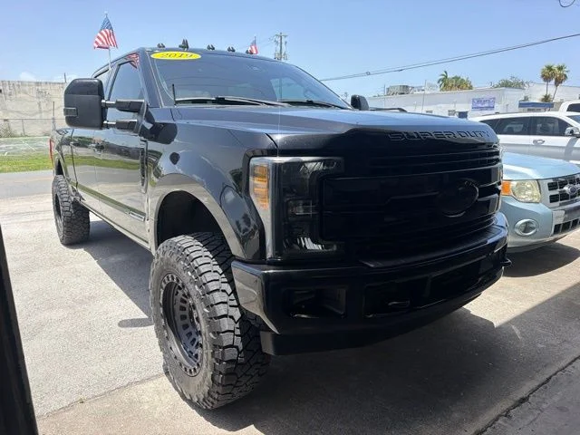 Used 2019 Black Ford Lariat image 1