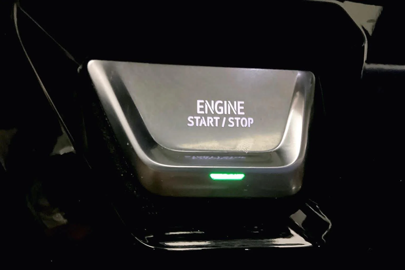 Used 2024 Titanium Rush Metallic GMC Denali image 33