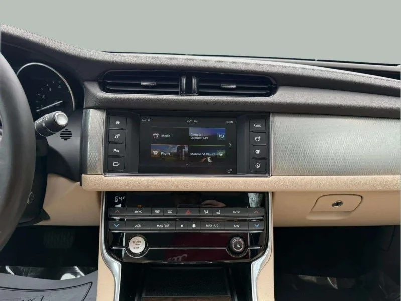 2018 Jaguar XF Prestige - Photo 14