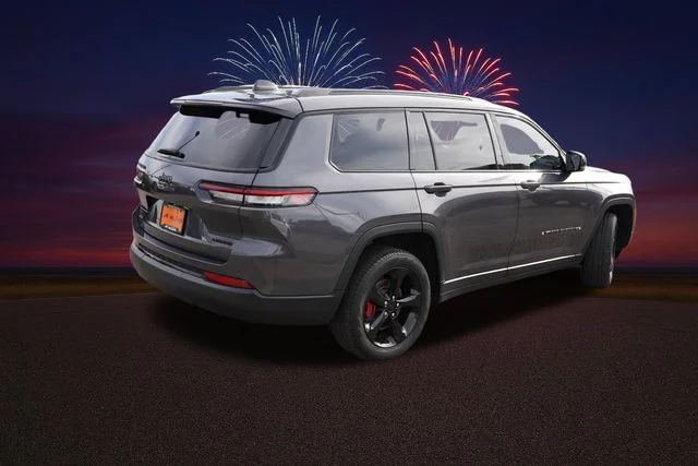 Certified Used 2024 Gray Jeep Limited image 5