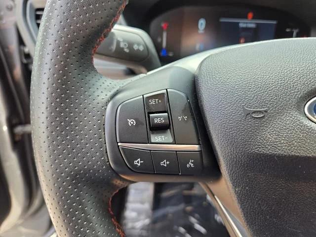 2025 Ford Escape ST-Line - Photo 28