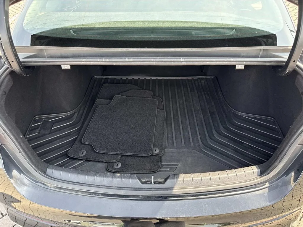 Used 2023 Black Kia EX image 25