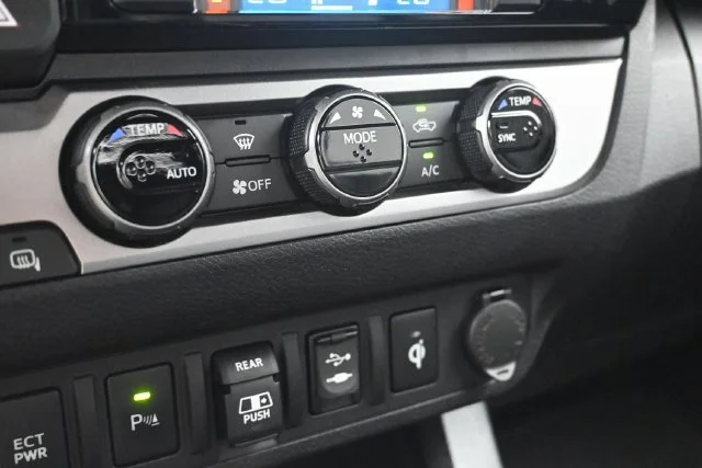 Used 2018 Magnetic Gray Metallic Toyota SR5 image 17