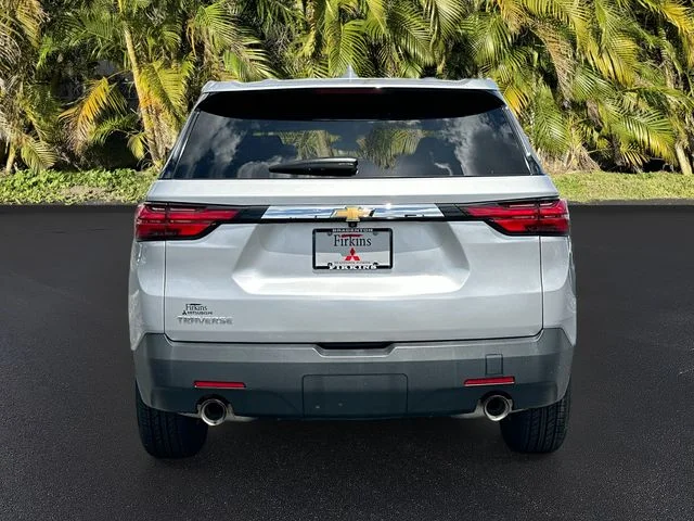 Used 2022 Silver Chevrolet LS image 6