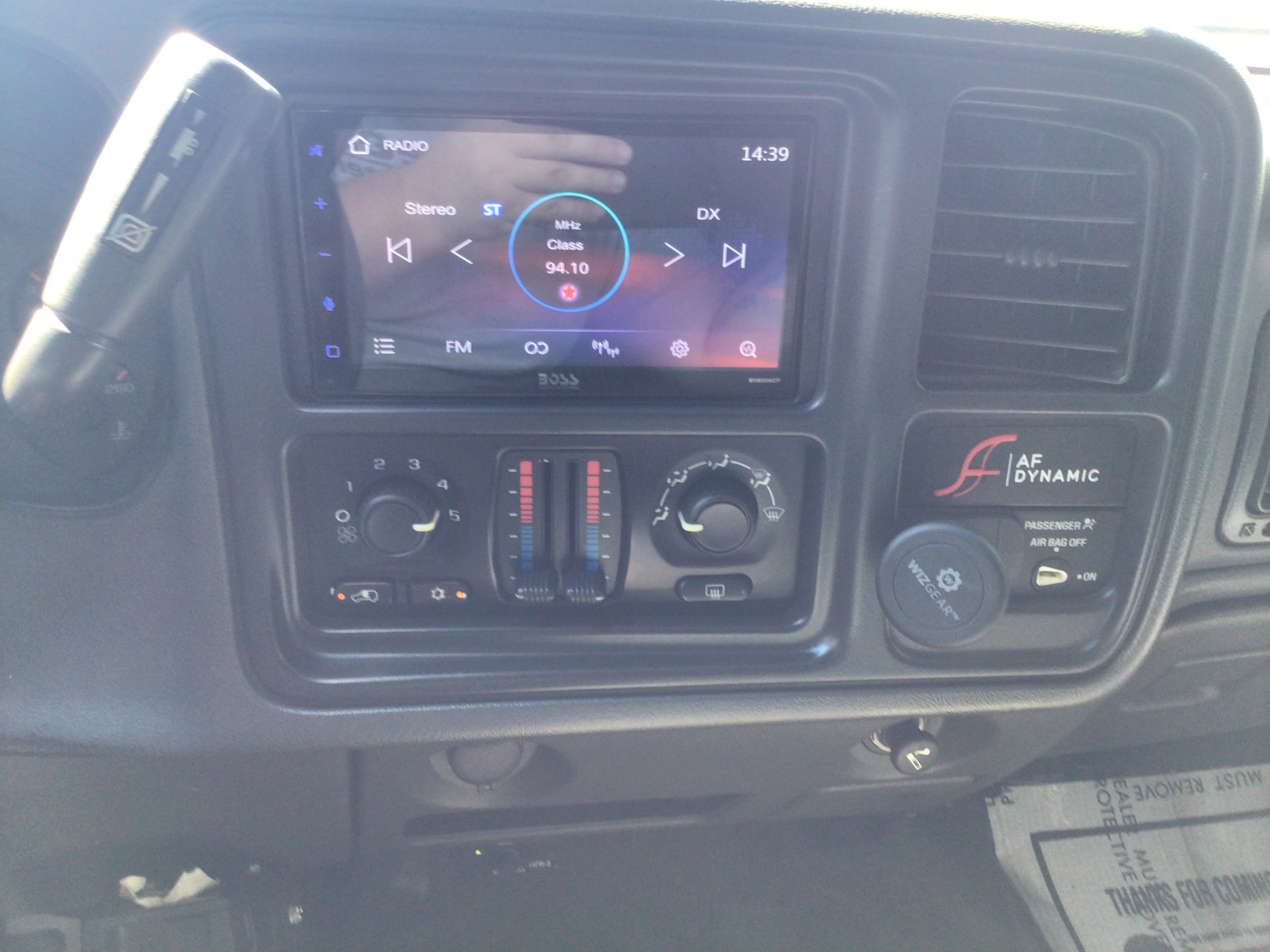 Used 2004 Black GMC SLE image 14