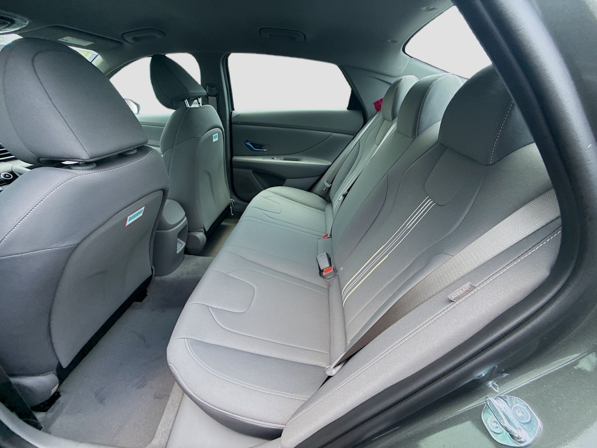 New 2026 Amazon Gray Hyundai SEL Sport image 41