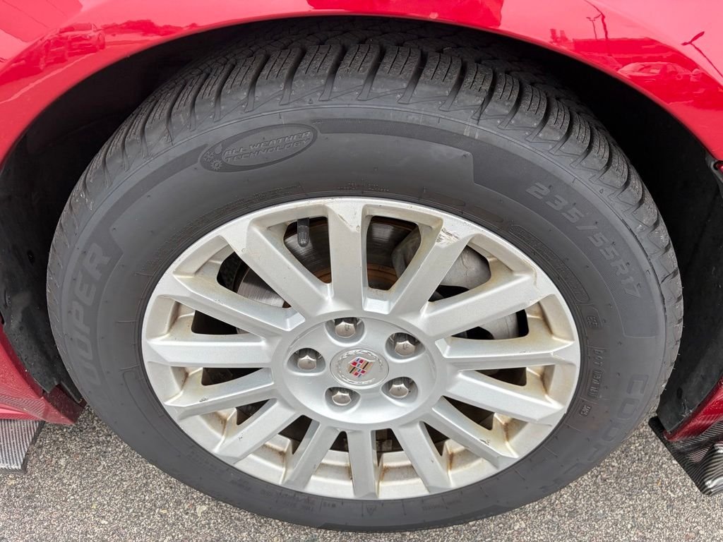 Used 2011 Red Cadillac Luxury image 27