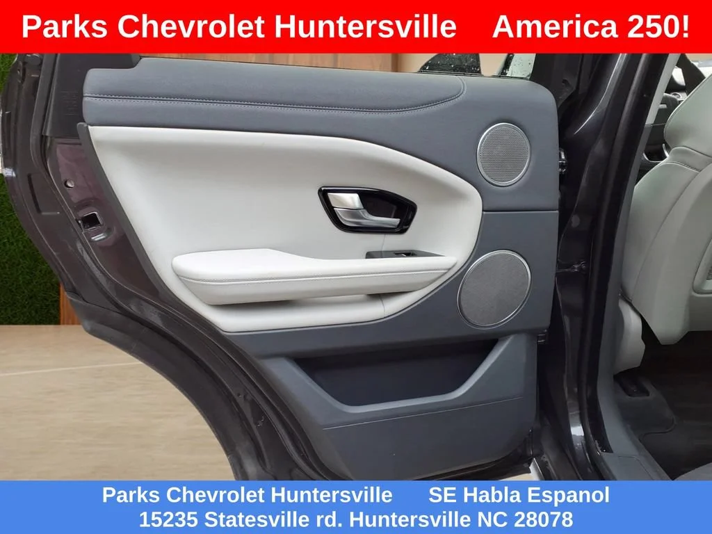 Used 2018 Gray Land Rover HSE Dynamic image 25
