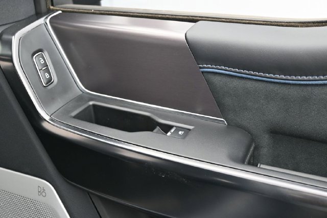 New 2026 Glacier Gray Metallic Tri-Coat Ford F-250® Platinum® image 87