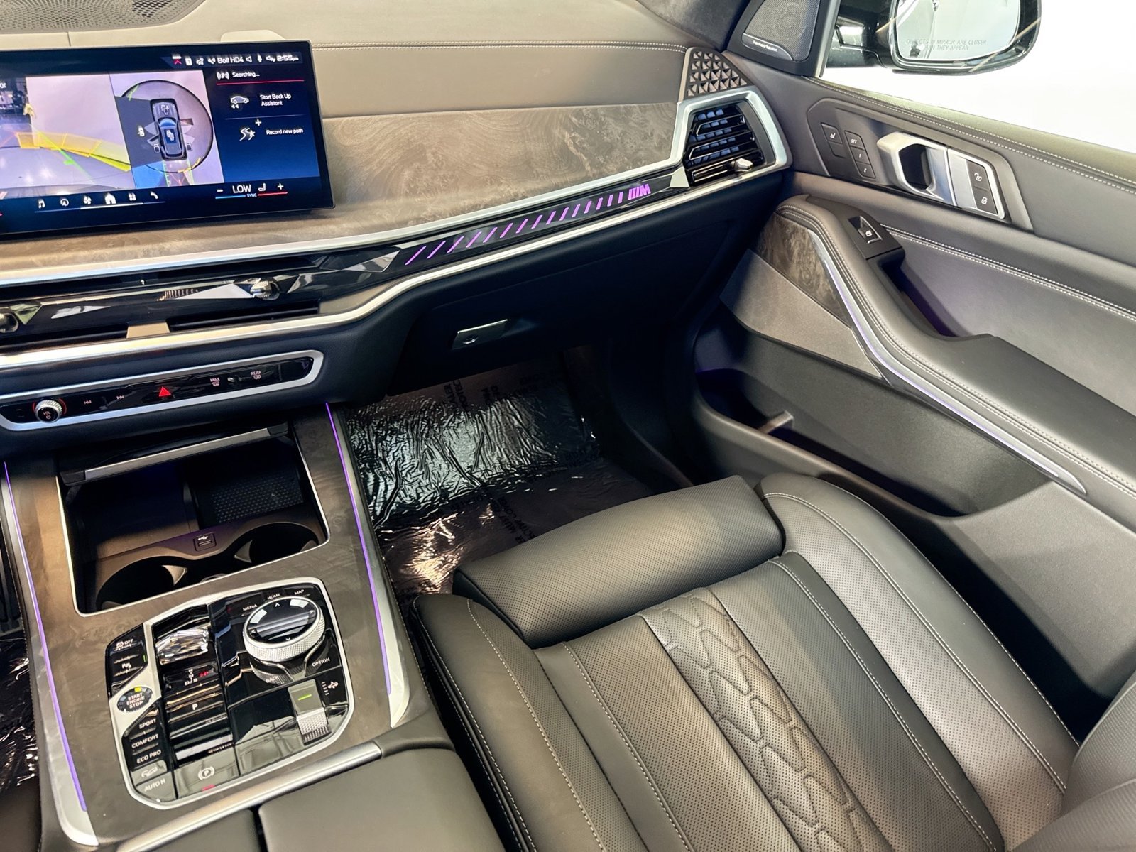 Used 2026 Dravit Grey Metallic BMW M60i image 23