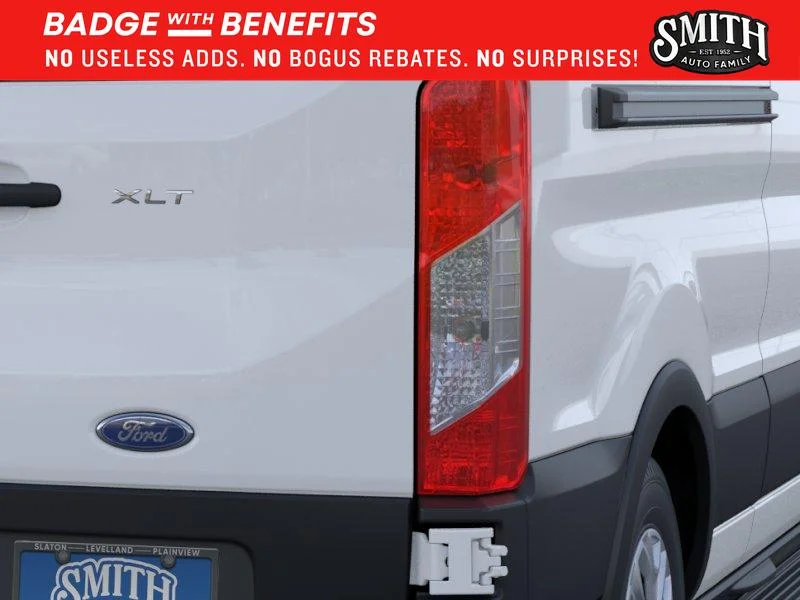 New 2025 Oxford White Ford Passenger Van XLT image 22