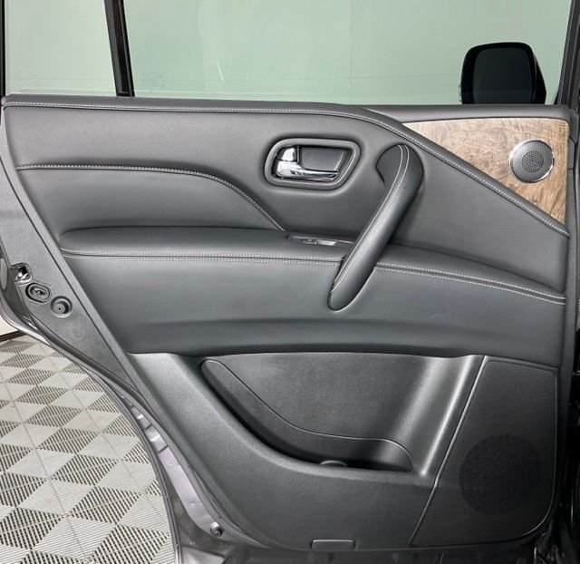 Used 2024 Gray INFINITI Premium Select image 21