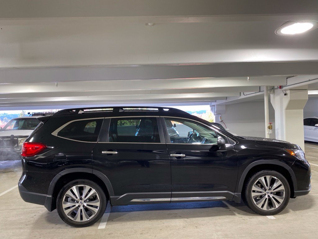 Used 2021 Crystal Black Silica Subaru Touring image 7