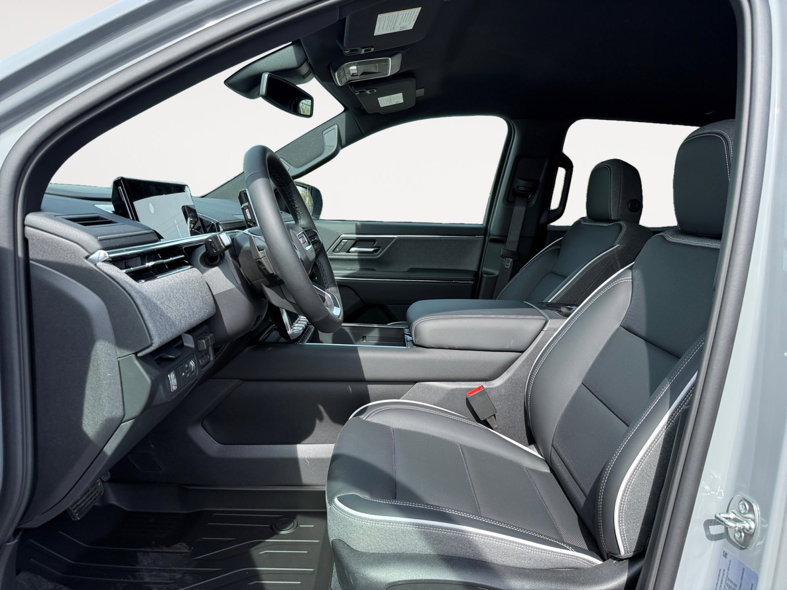 New 2026 Thunderstorm Gray GMC Elevation Standard Range image 10