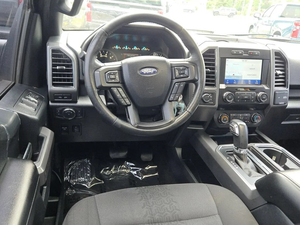 Used 2020 Gray Ford XLT image 21