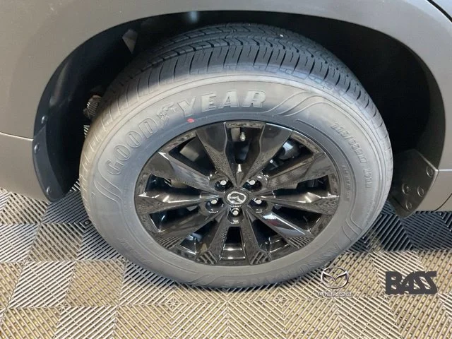 New 2026 Wind Chill Pearl Mazda 2.5 S Preferred AWD image 41