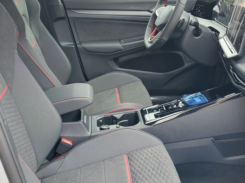 2026 Volkswagen Golf GTI SE - Photo 19