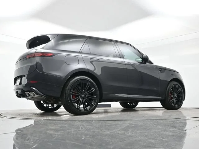 Used 2025 Charente Gray P Land Rover Autobiography image 30
