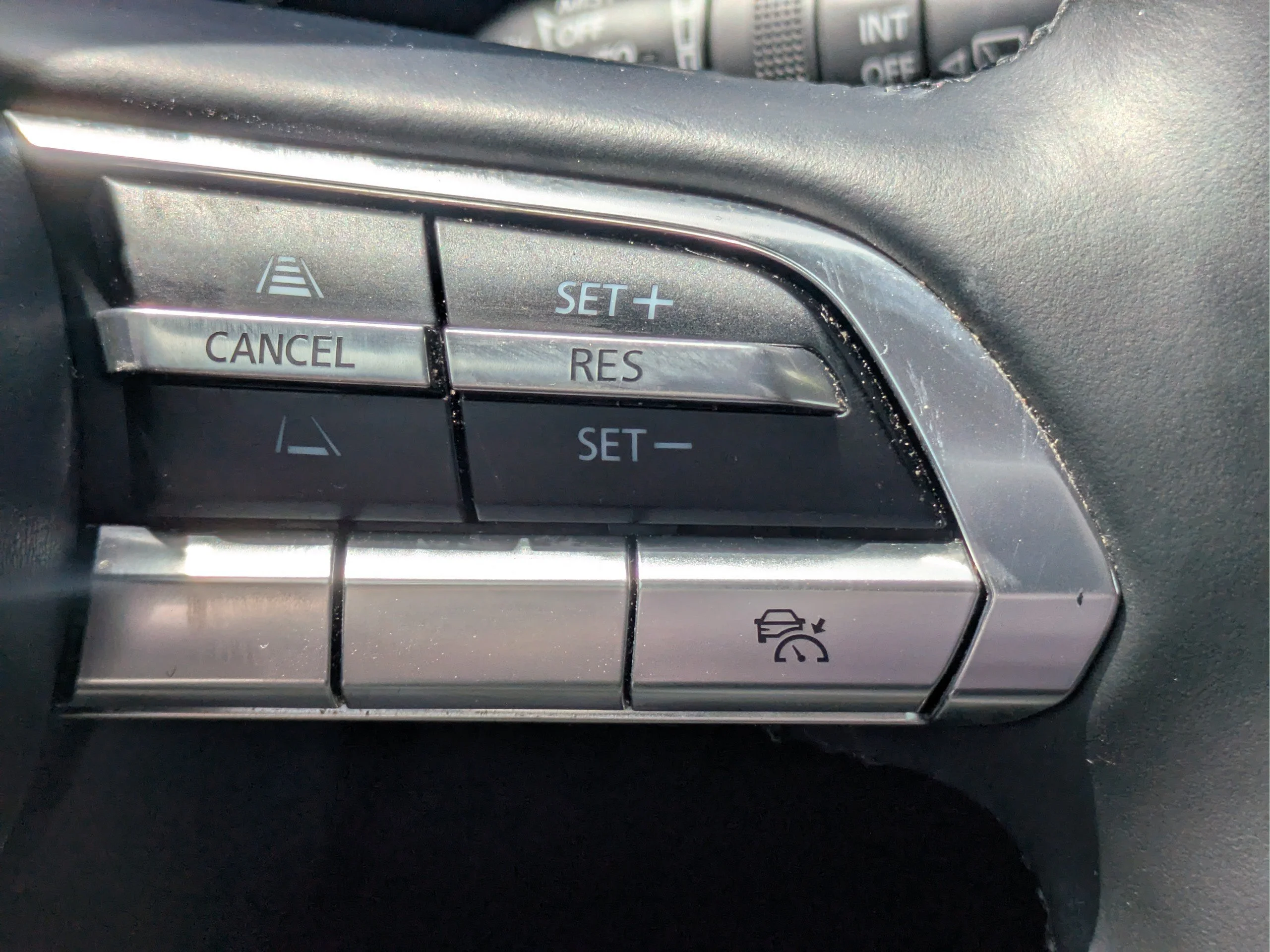 Used 2020 Soul Red Crystal Metallic Mazda Preferred Package image 23