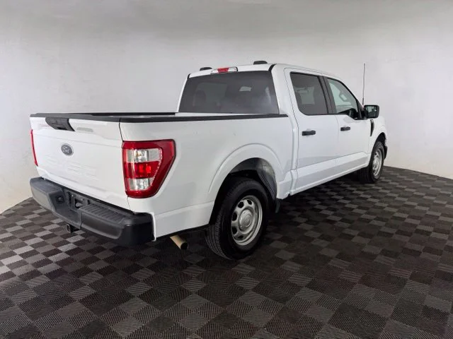 Used 2021 White Ford XL image 9