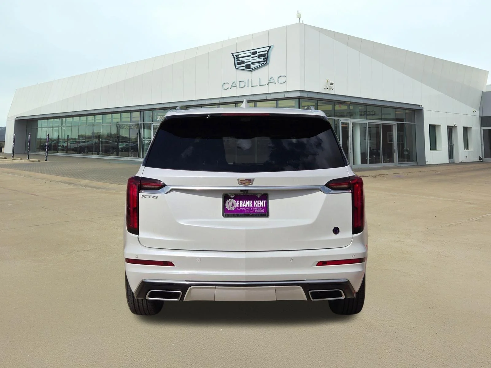 Used 2023 Crystal White Tricoat Cadillac FWD Premium Luxury image 5