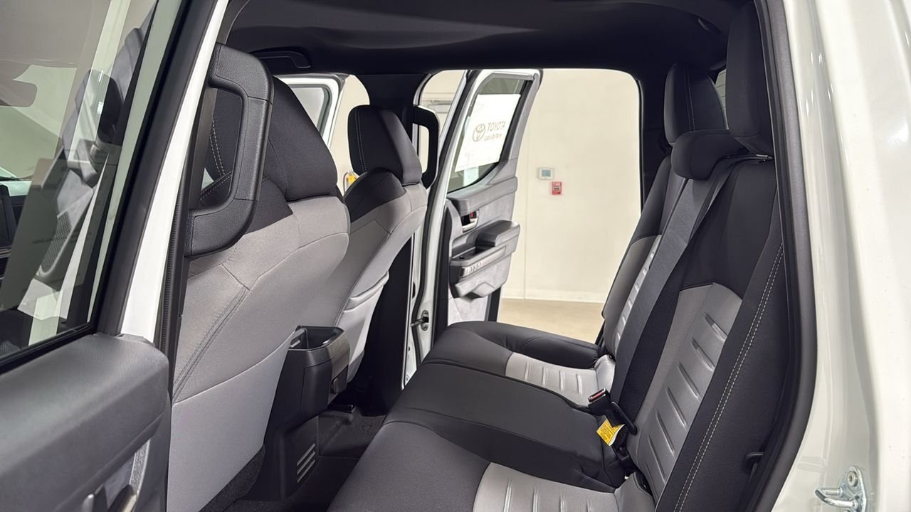 2025 Toyota Tacoma TRD Off Road - Photo 15