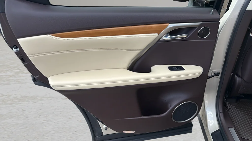 Used 2018 Beige Lexus 350 image 14